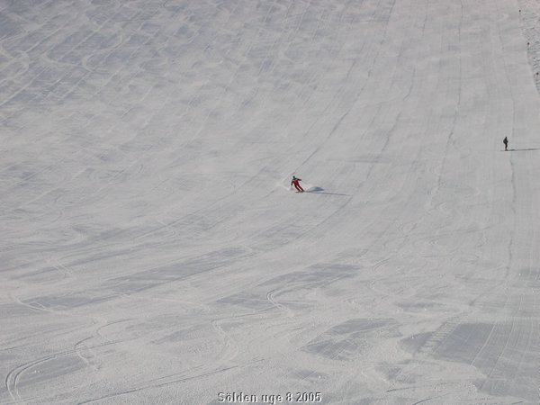 Make: Canon
Model: Canon PowerShot A80
DateTime: 27-02-2005 17:59:40
EXIFImageWidth: 2272
ExifImageLength: 1704
Flash: Flash did not fire - Auto mode
ShutterSpeedValue: 1/1002 sec
ApertureValue: F6,3
FocalLength: 23,41 mm
